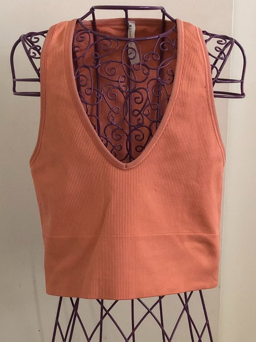 Athleta Aurora Seamless Cropped  Rib Tank top in Island Coral Size Small